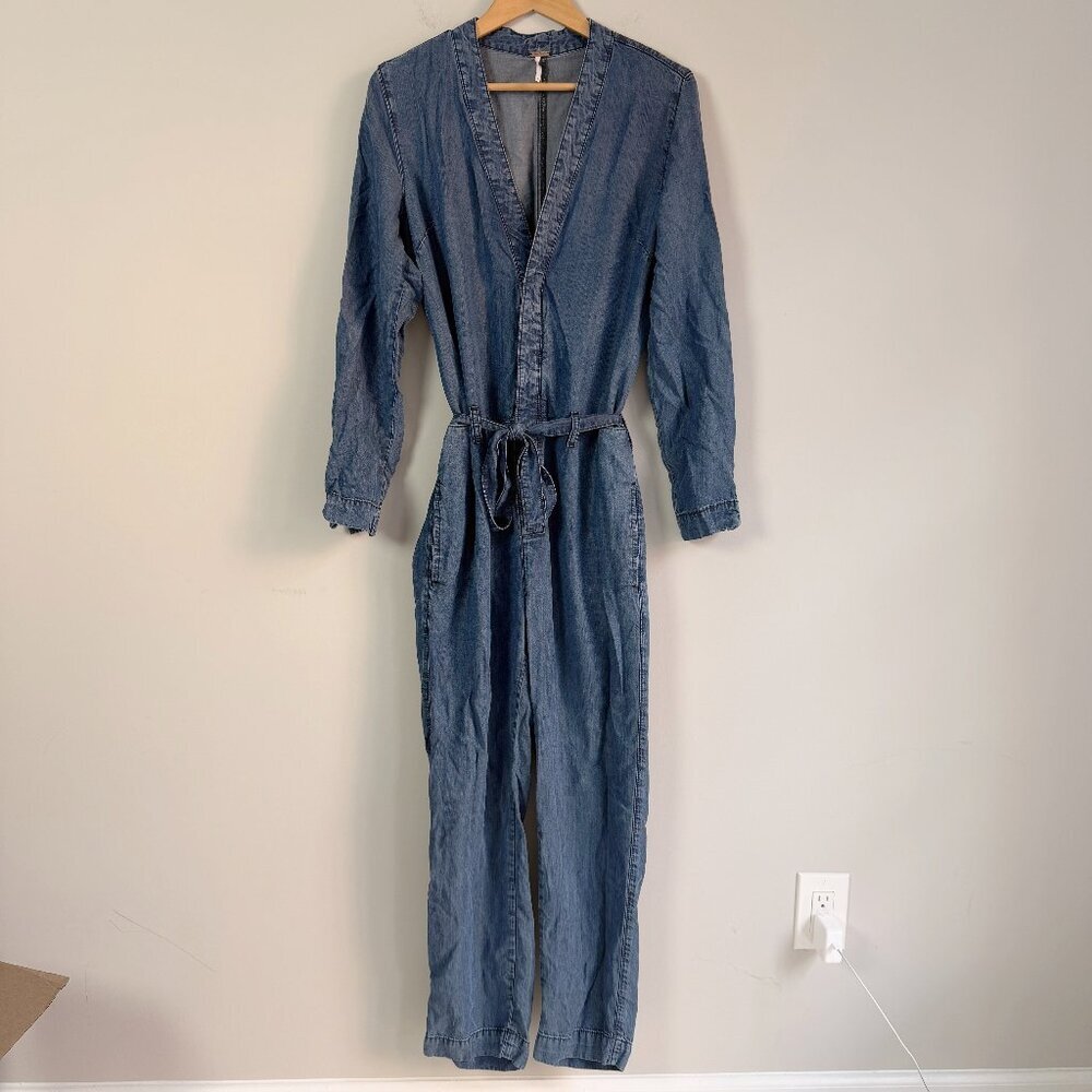 Free People Denim Long Sleeve Jumpsuit 6 - Picture 1 of 3